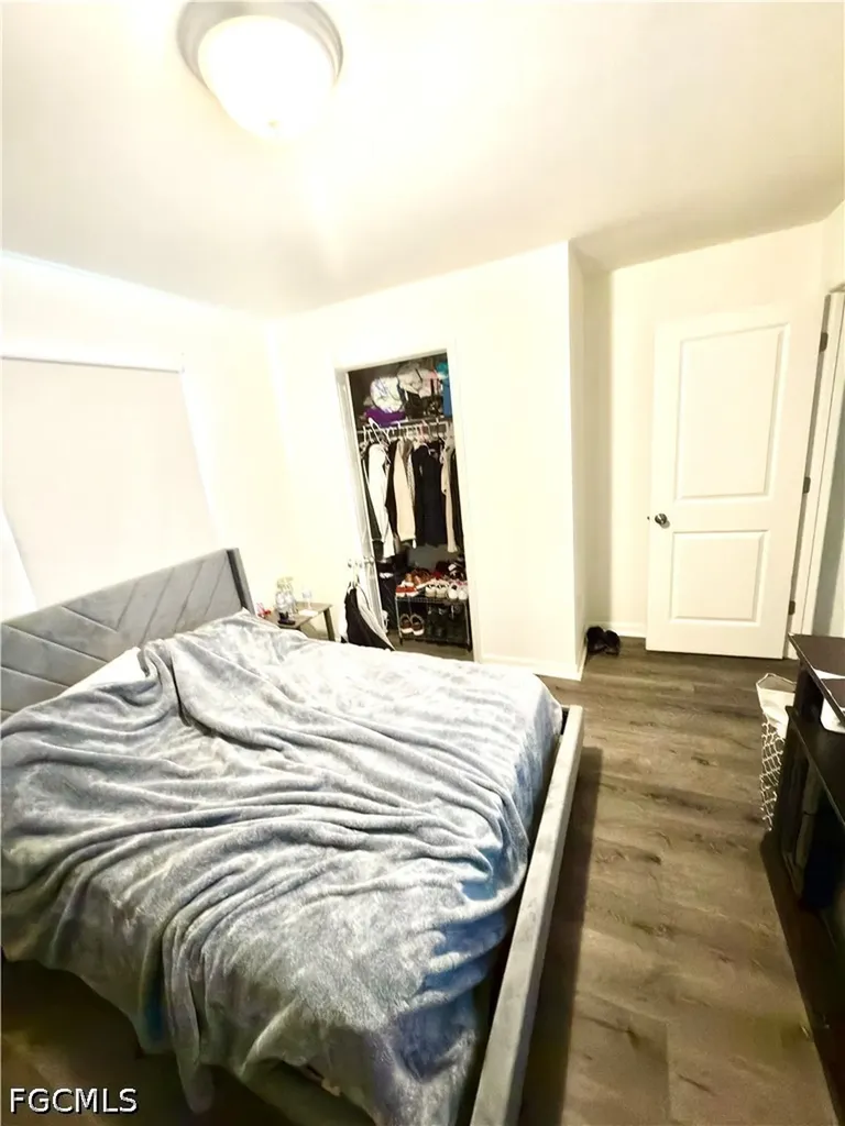 341 NE 13th Terrace Cape Coral FL 33909