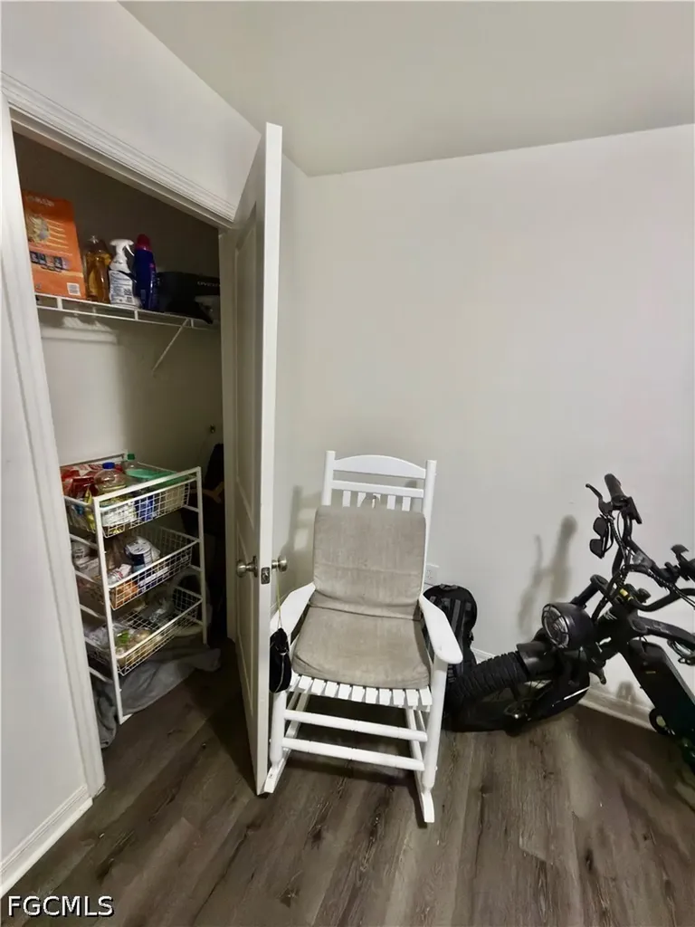 341 NE 13th Terrace Cape Coral FL 33909