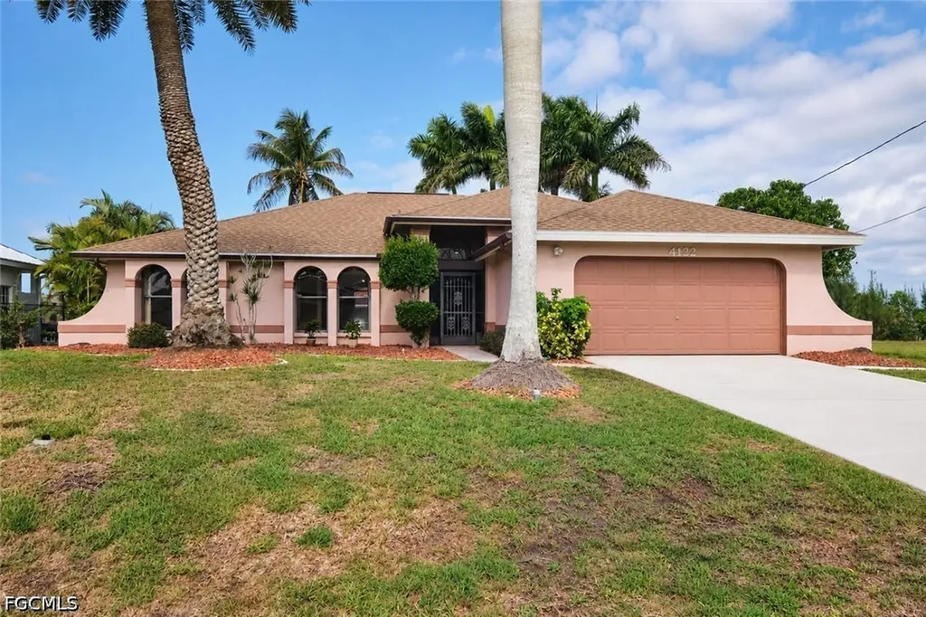 4122 SW 22nd Court Cape Coral FL 33914
