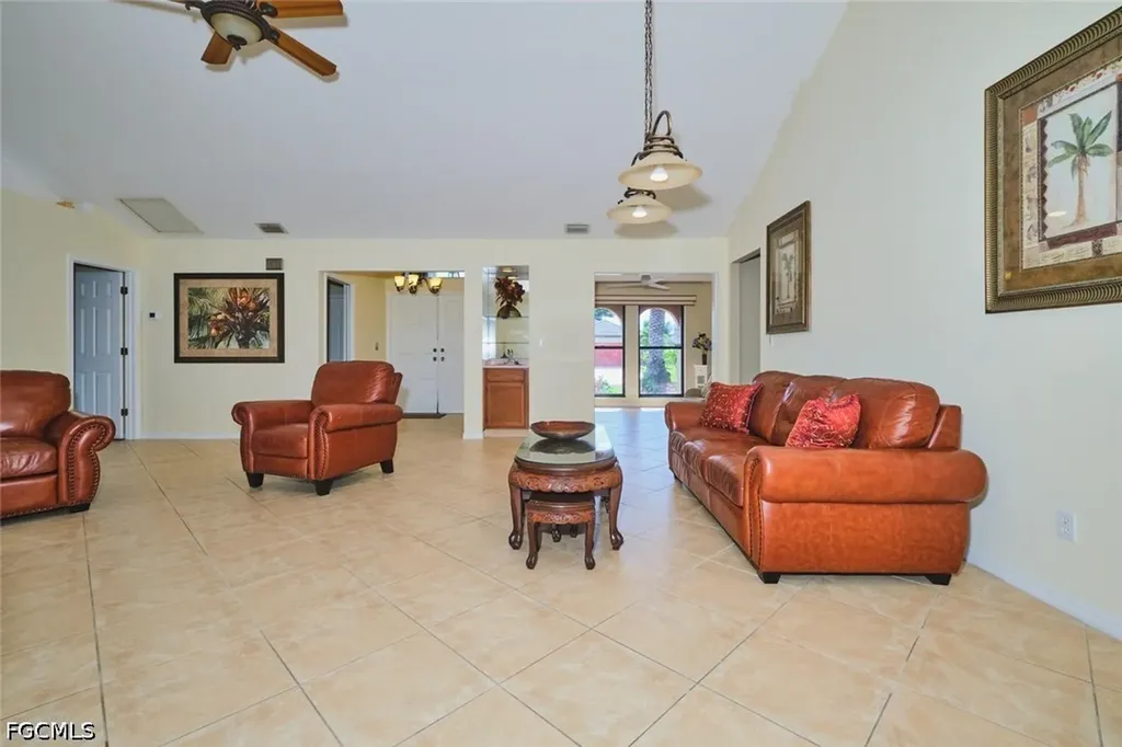 4122 SW 22nd Court Cape Coral FL 33914