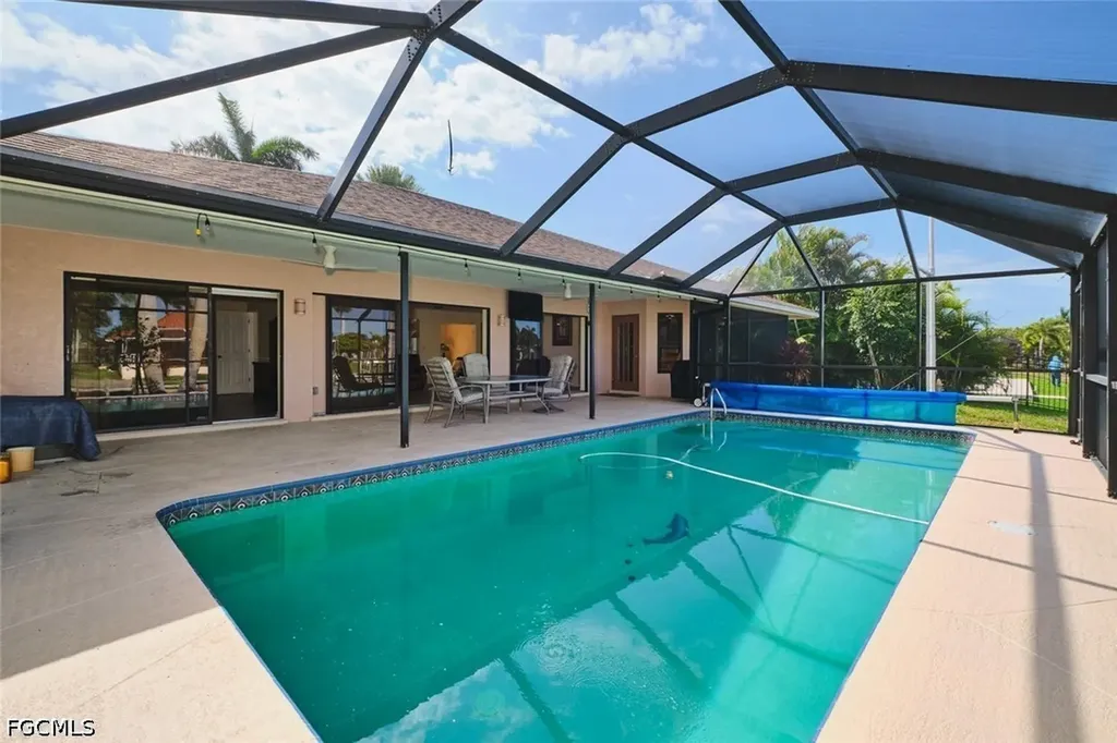 4122 SW 22nd Court Cape Coral FL 33914