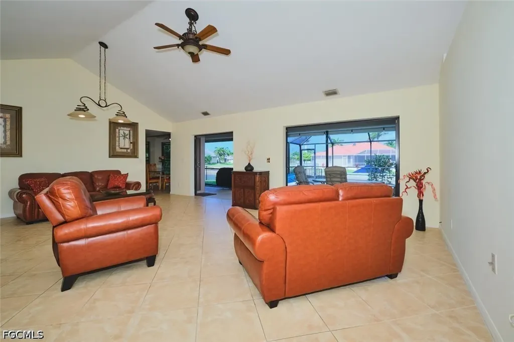 4122 SW 22nd Court Cape Coral FL 33914