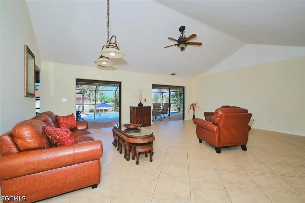 4122 SW 22nd Court Cape Coral FL 33914