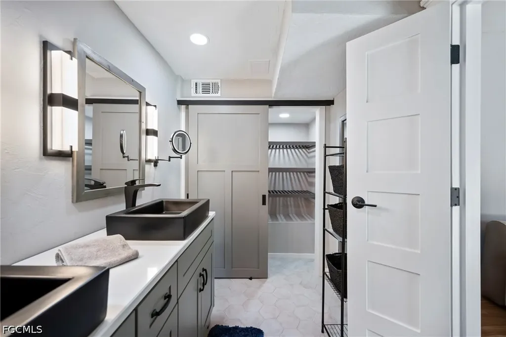6268 Foxfire Lane Fort Myers FL 33912