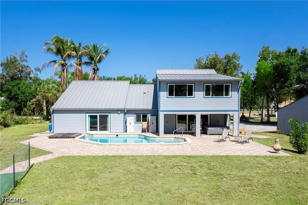 6268 Foxfire Lane Fort Myers FL 33912