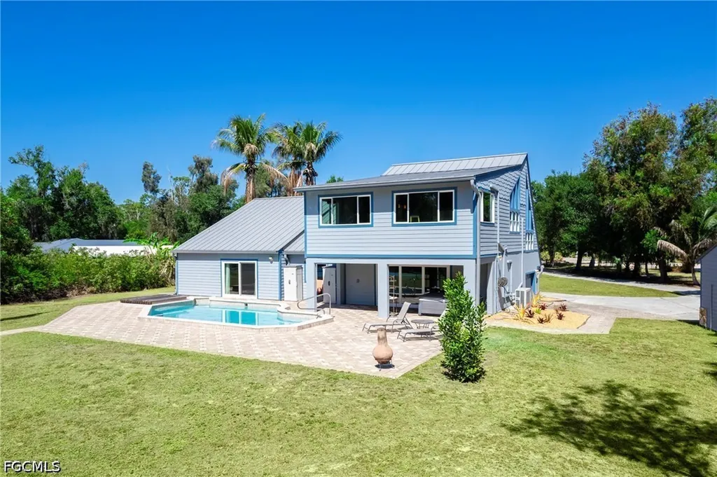 6268 Foxfire Lane Fort Myers FL 33912