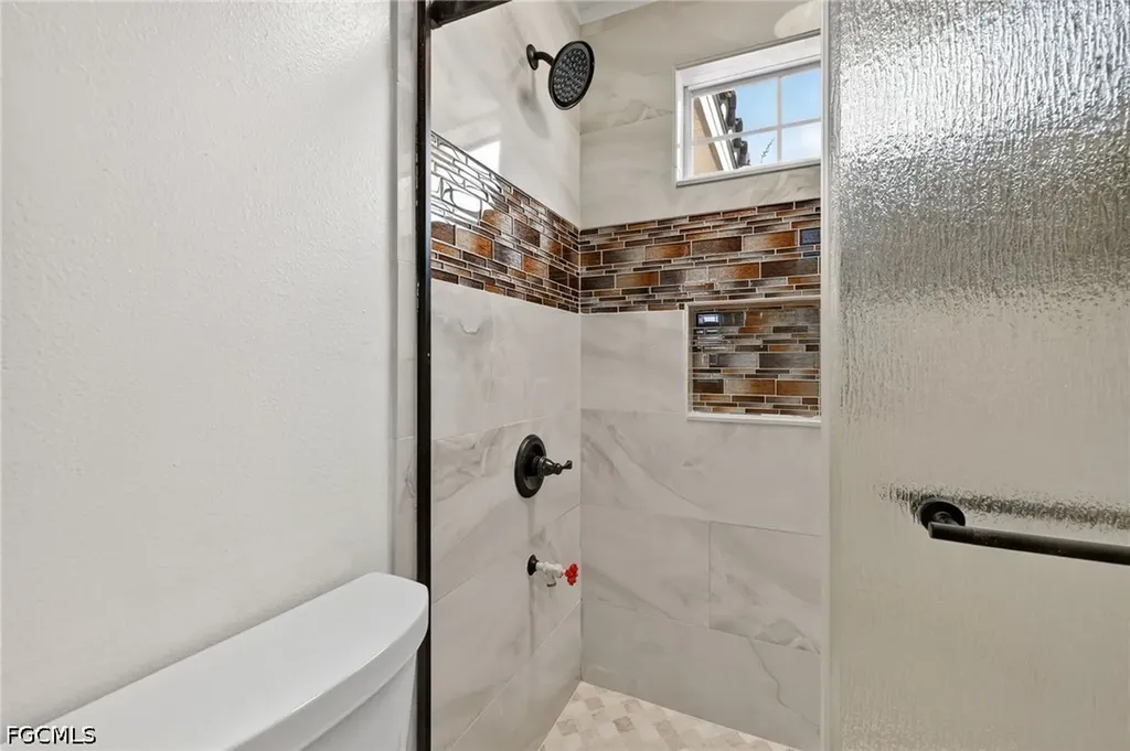 2858 Via Campania Street Fort Myers FL 33905
