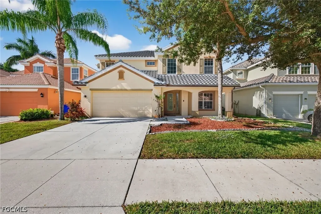 2858 Via Campania Street Fort Myers FL 33905