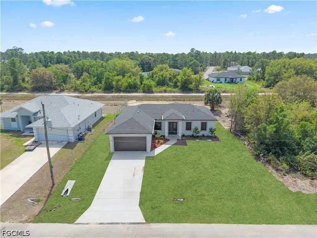 2705 Darlene Place Lehigh Acres FL 33971