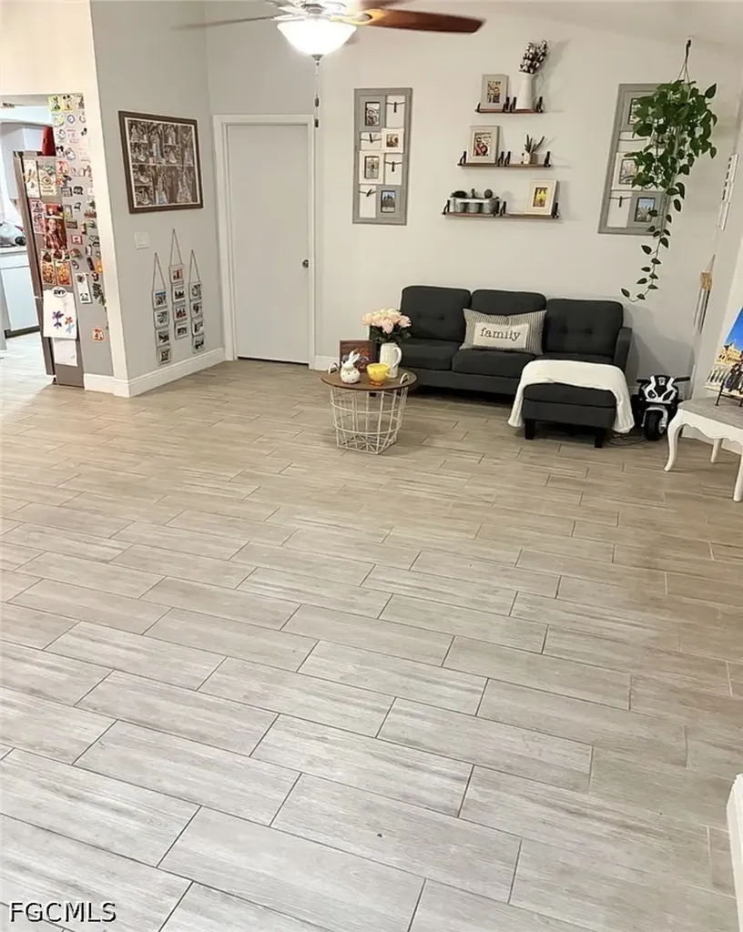 1320 SE 25th Lane Cape Coral FL 33904