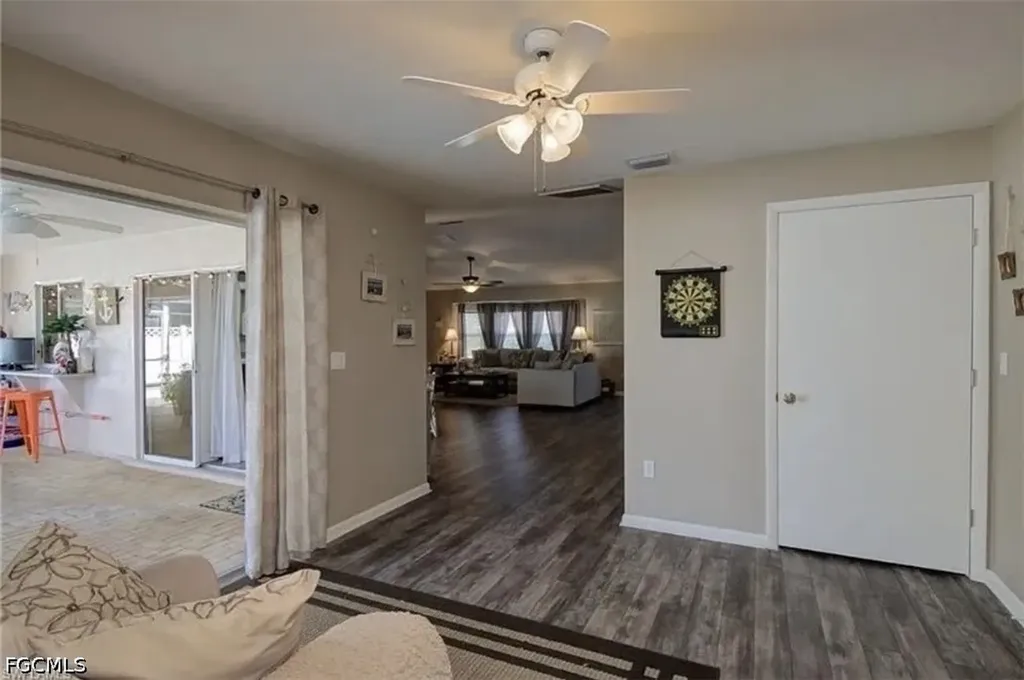 1320 SE 25th Lane Cape Coral FL 33904