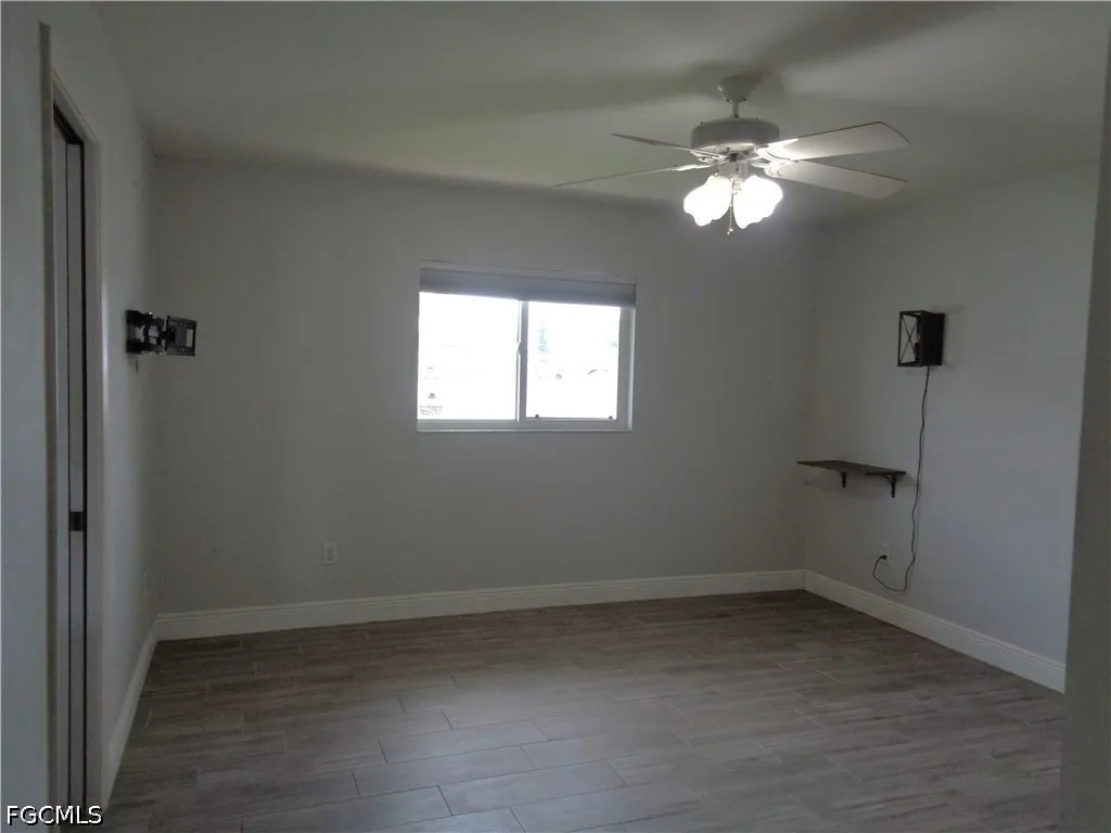 1320 SE 25th Lane Cape Coral FL 33904