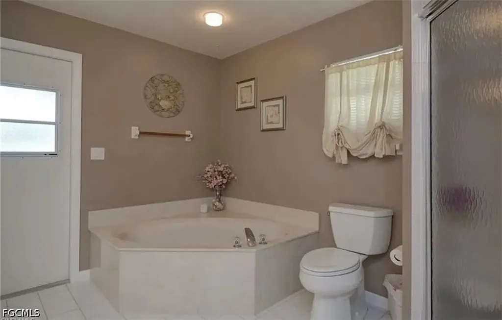 1320 SE 25th Lane Cape Coral FL 33904