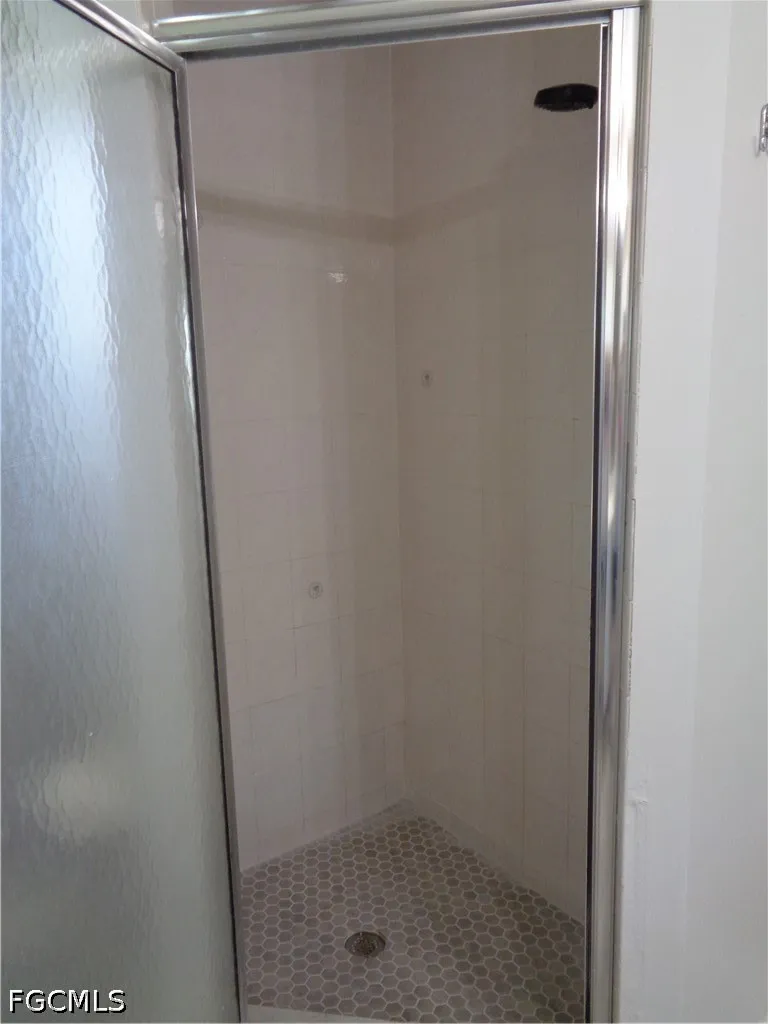 1320 SE 25th Lane Cape Coral FL 33904