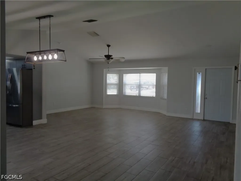 1320 SE 25th Lane Cape Coral FL 33904