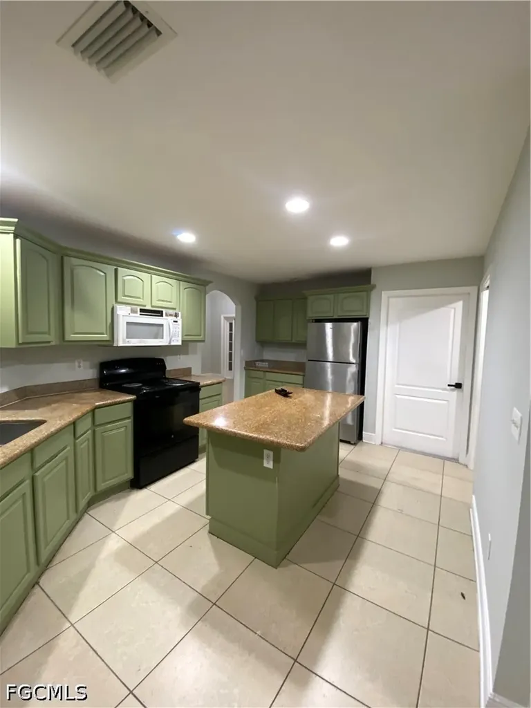 5100 Hanna Avenue N Lehigh Acres FL 33971