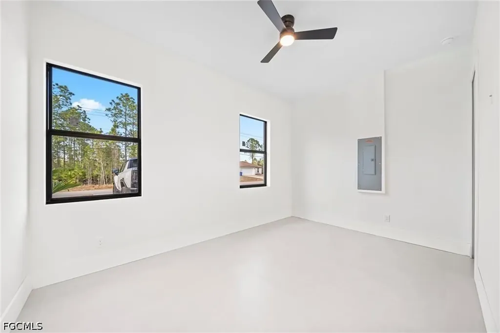 1805 W 10th Street Lehigh Acres FL 33972