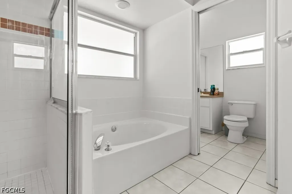 2429 Everest Parkway Cape Coral FL 33904