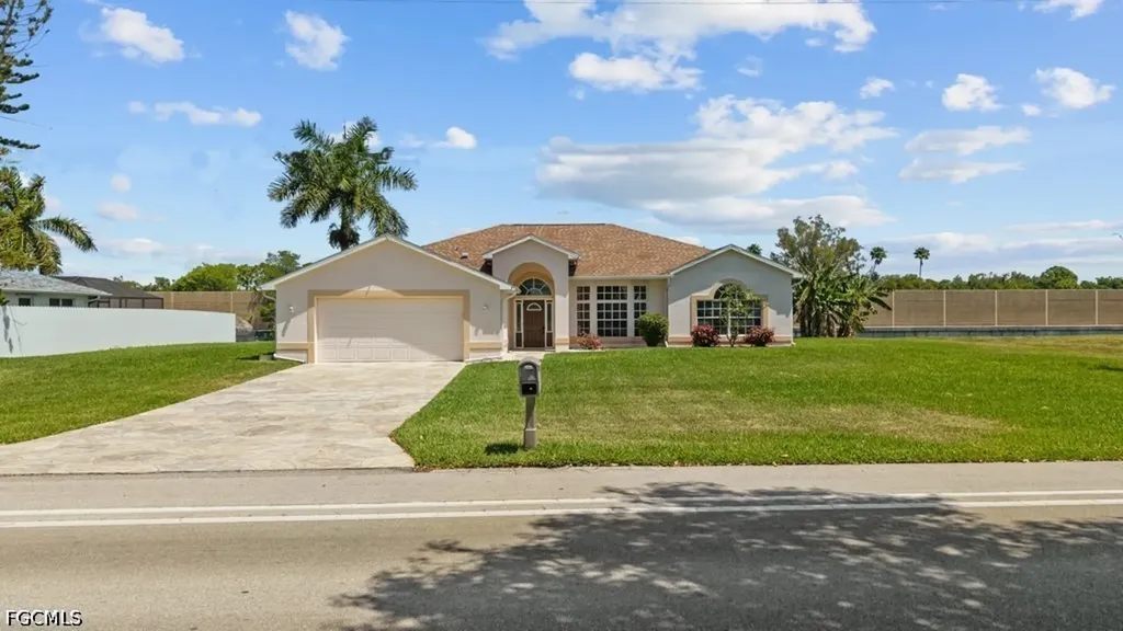 2429 Everest Parkway Cape Coral FL 33904