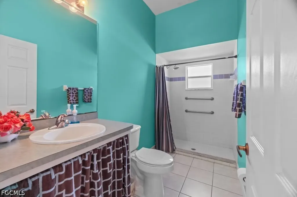 2429 Everest Parkway Cape Coral FL 33904