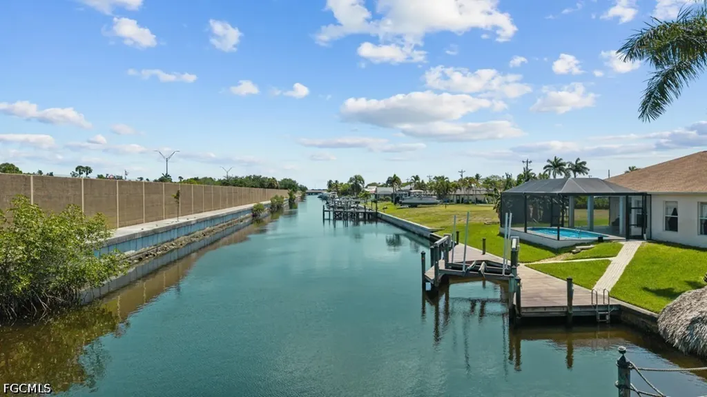 2429 Everest Parkway Cape Coral FL 33904