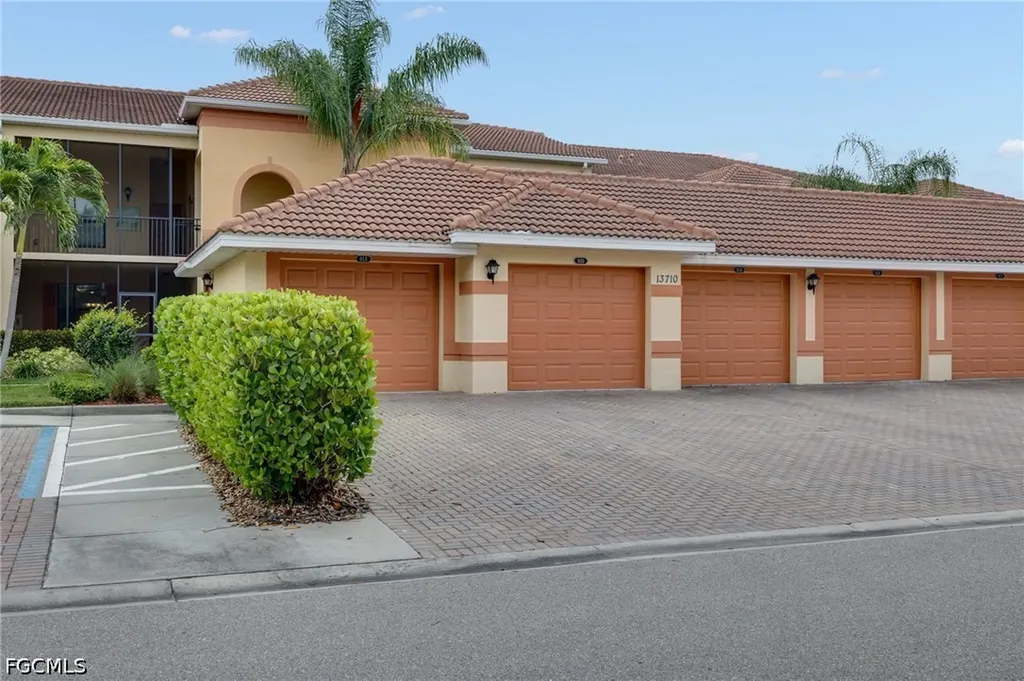 13710 Julias Way Fort Myers FL 33919