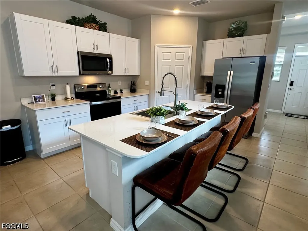 882 Friendship Circle Labelle FL 33935
