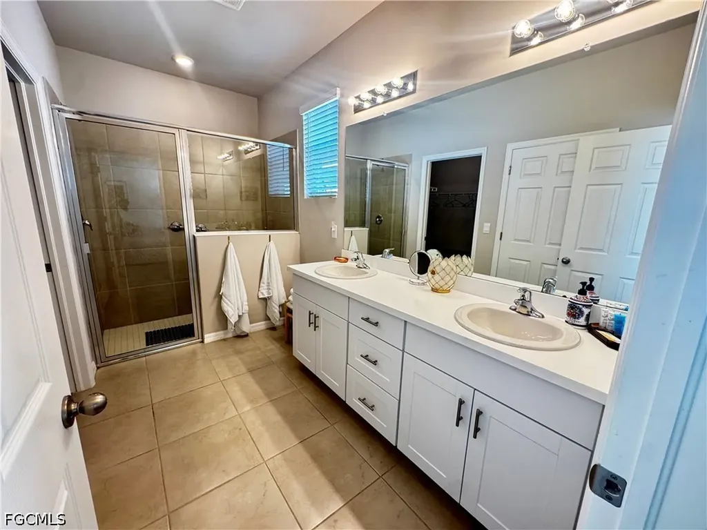 882 Friendship Circle Labelle FL 33935