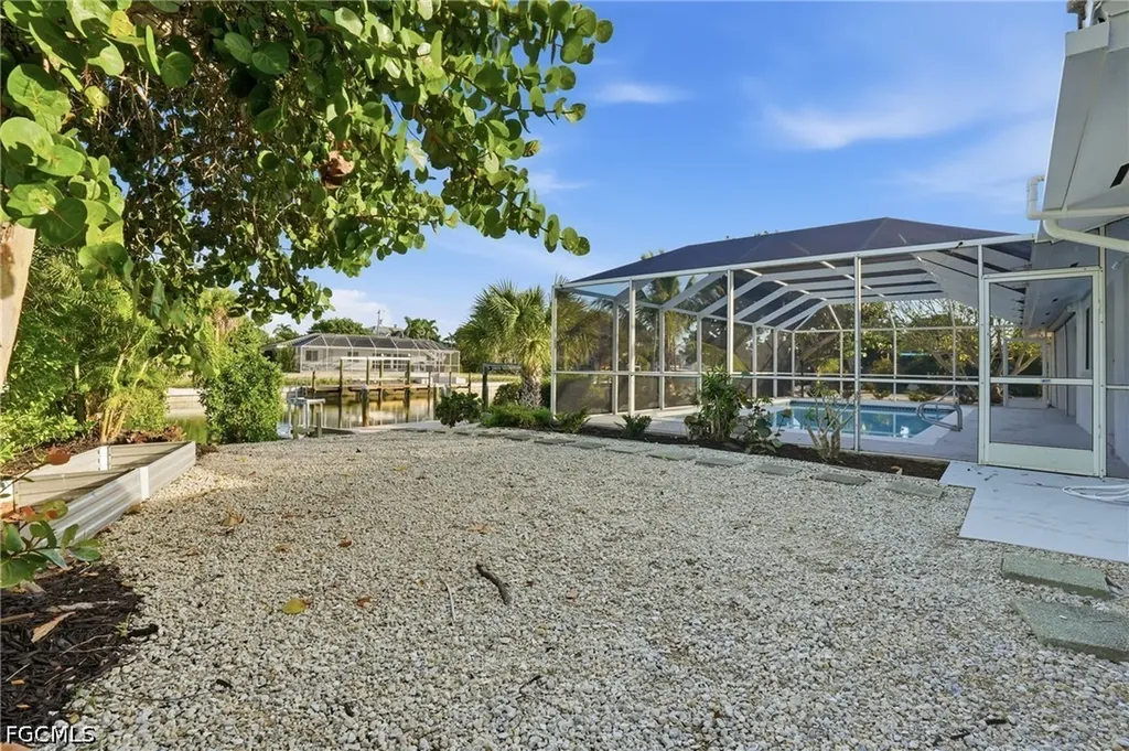 1040 Kings Crown Drive Sanibel FL 33957