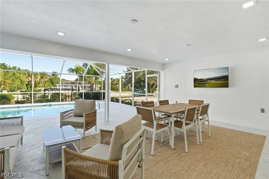 1040 Kings Crown Drive Sanibel FL 33957