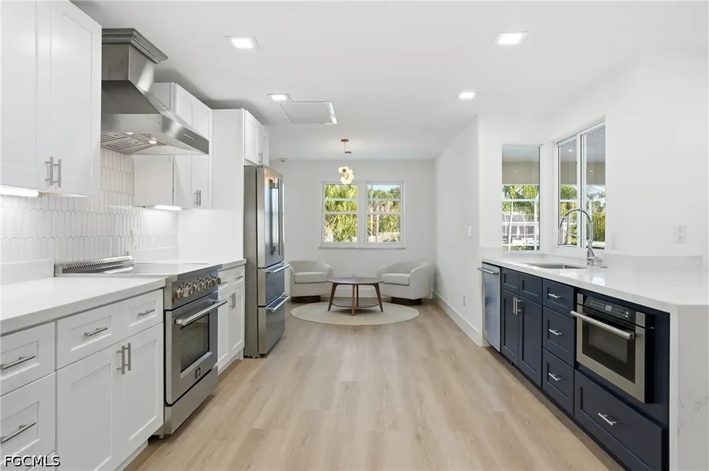 1040 Kings Crown Drive Sanibel FL 33957
