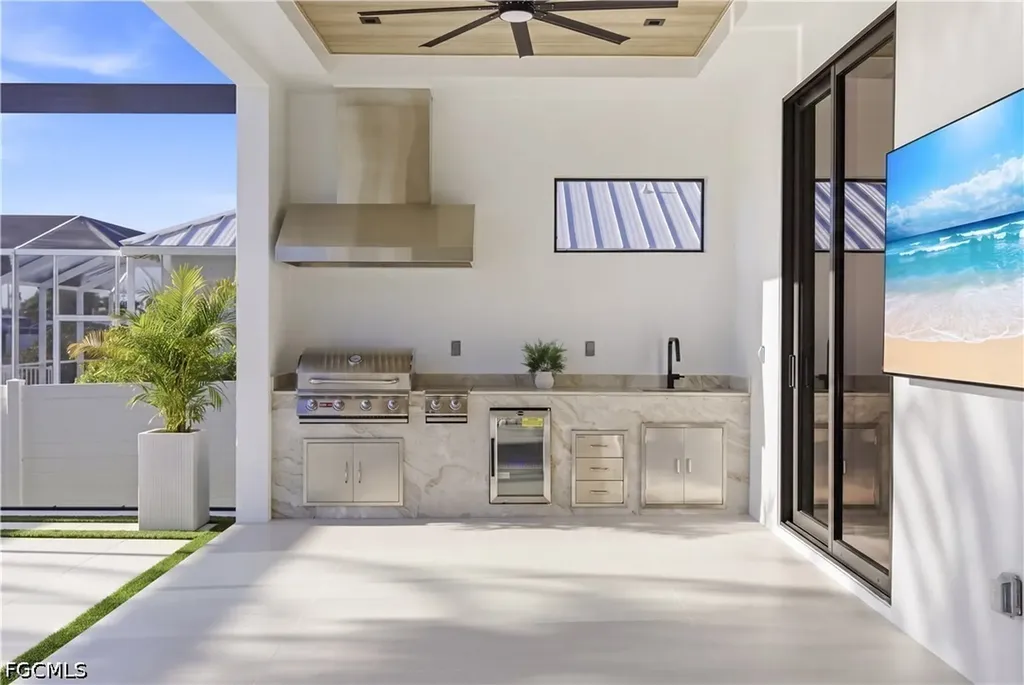 5332 Mayfair Court Cape Coral FL 33904