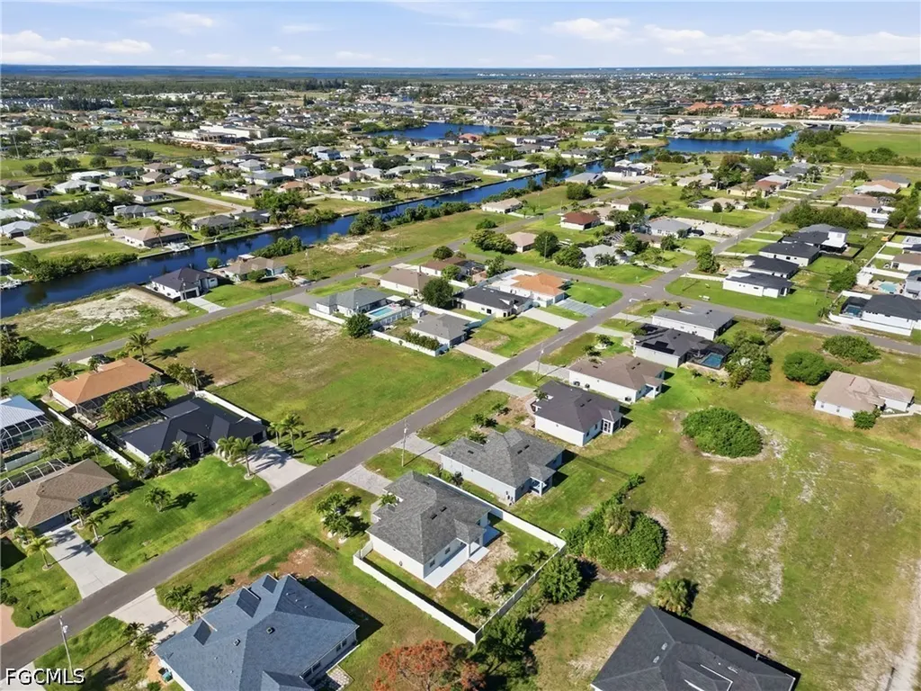 2713 SW Embers Terrace Cape Coral FL 33991