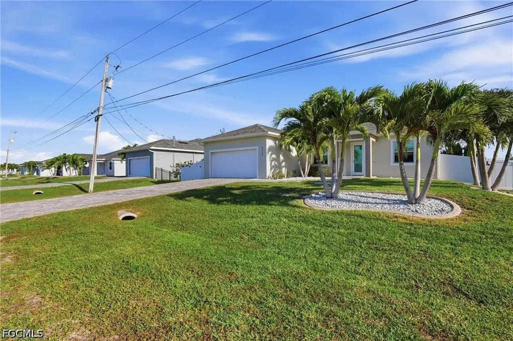 2713 SW Embers Terrace Cape Coral FL 33991