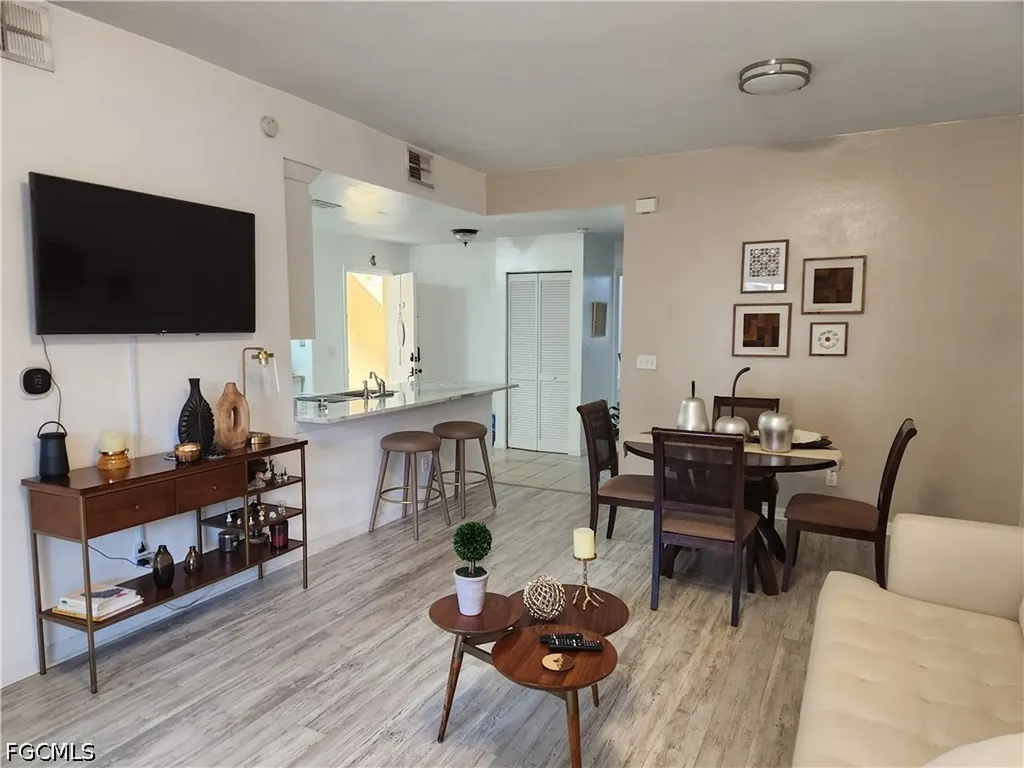 4293 Bellasol Circle Fort Myers FL 33916