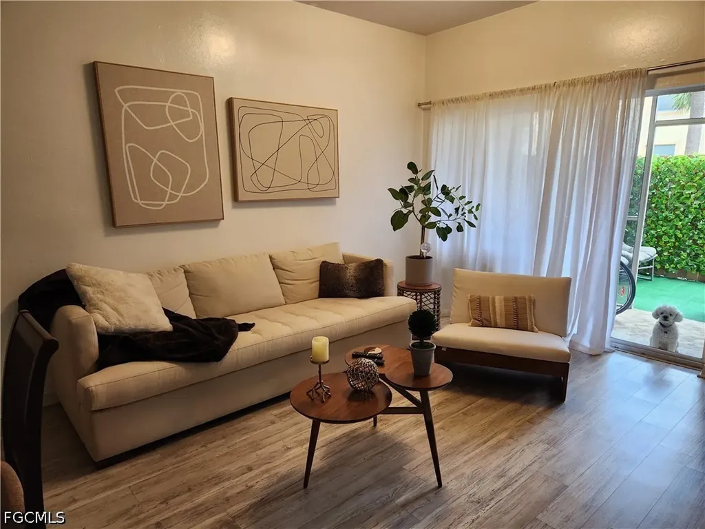 4293 Bellasol Circle Fort Myers FL 33916