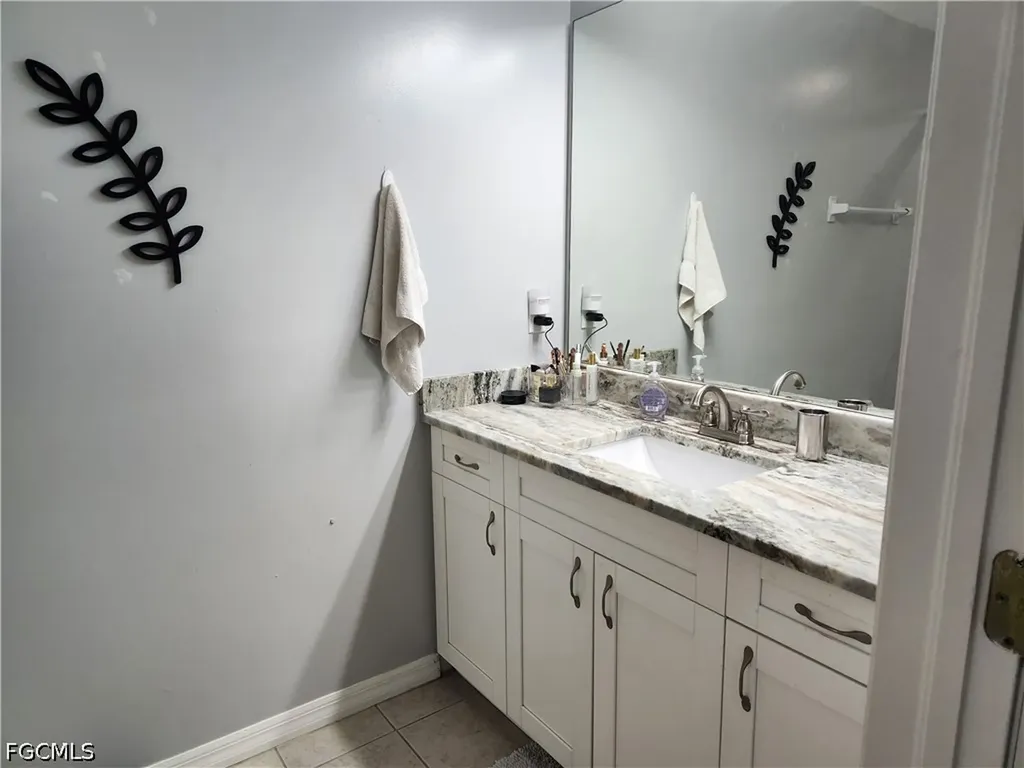 4293 Bellasol Circle Fort Myers FL 33916