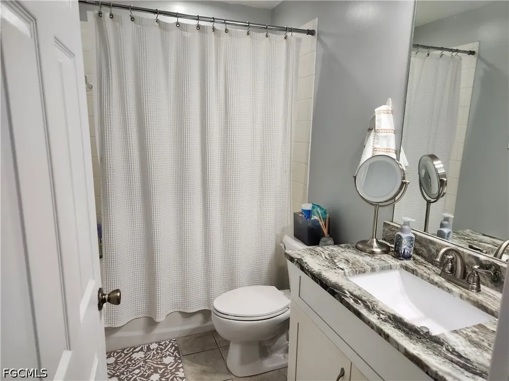 4293 Bellasol Circle Fort Myers FL 33916