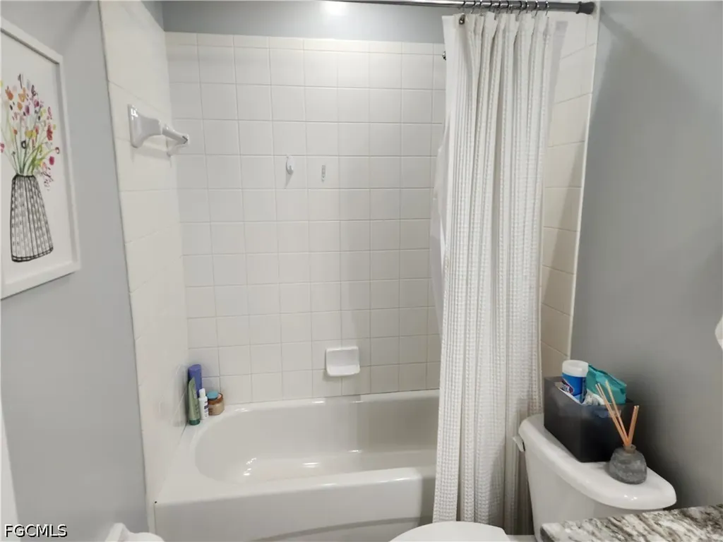 4293 Bellasol Circle Fort Myers FL 33916
