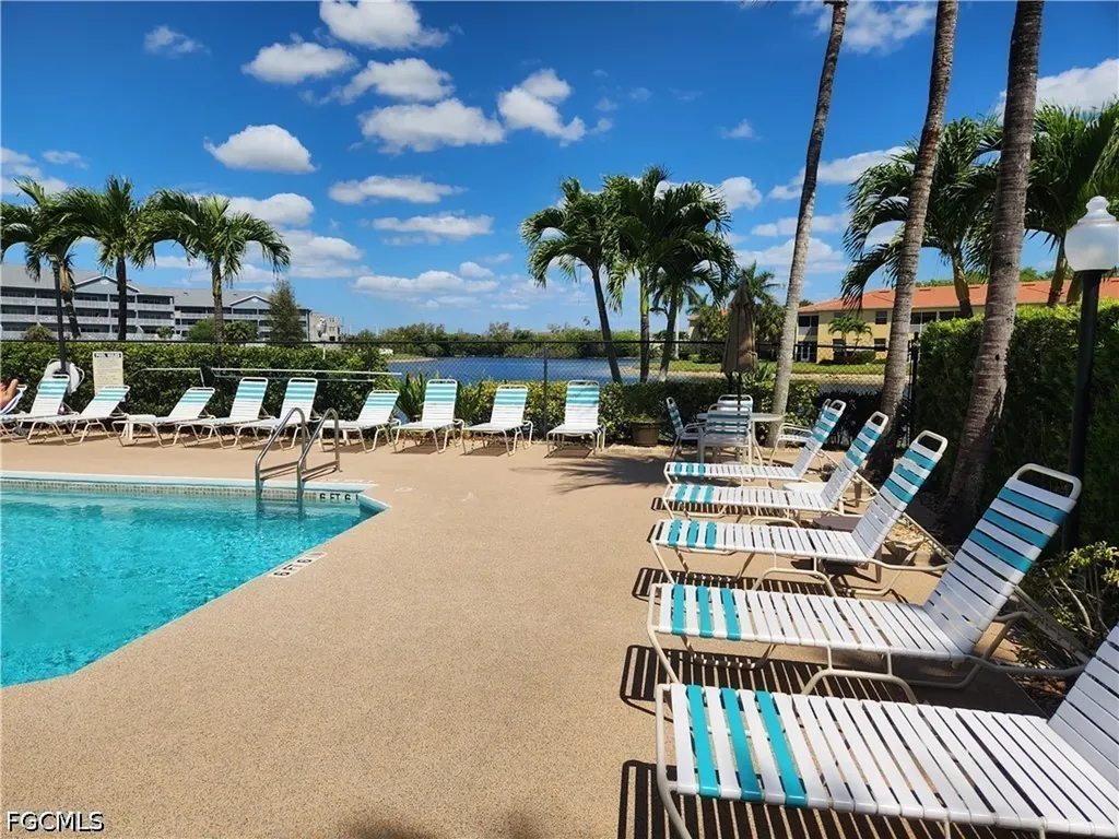 4293 Bellasol Circle Fort Myers FL 33916