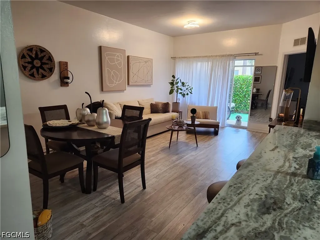 4293 Bellasol Circle Fort Myers FL 33916