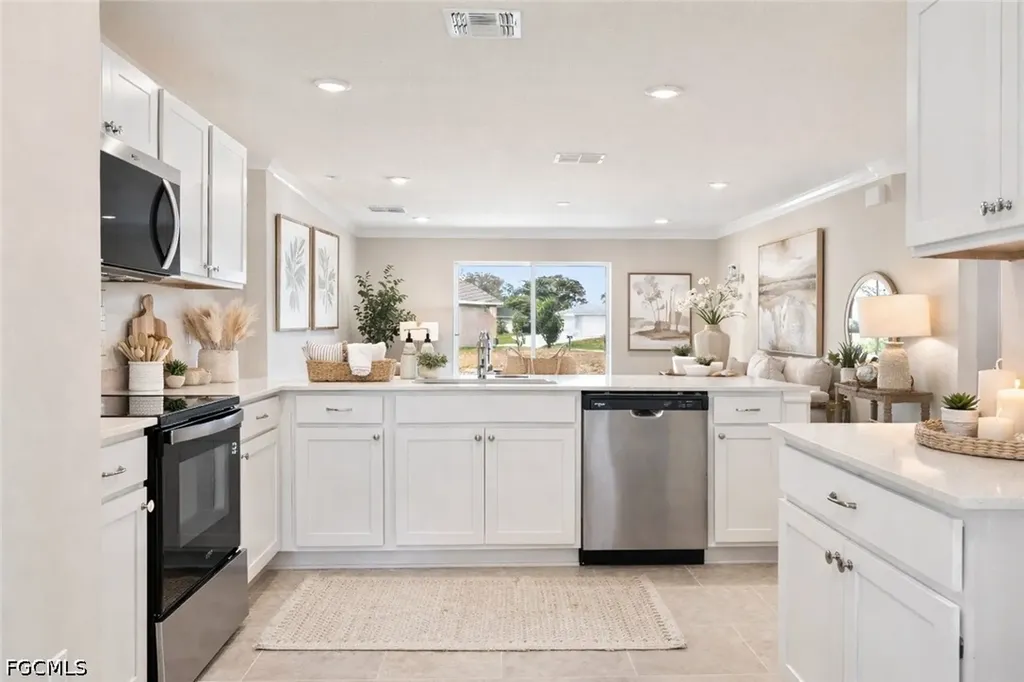 6033 Keystone Circle Labelle FL 33935