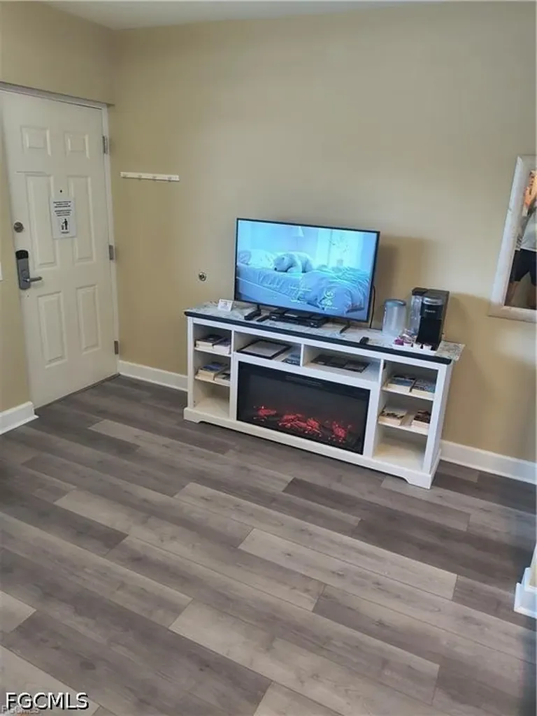 450 Old San Carlos Boulevard SW Fort Myers Beach FL 33931