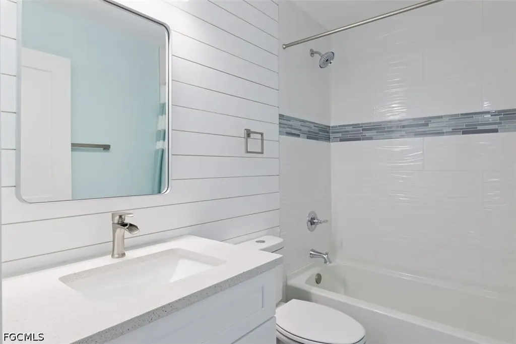 27900-902 Vermont Street Bonita Springs FL 34135