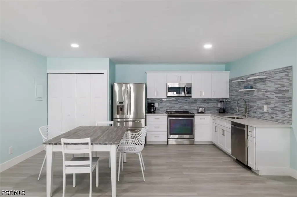 27900-902 Vermont Street Bonita Springs FL 34135