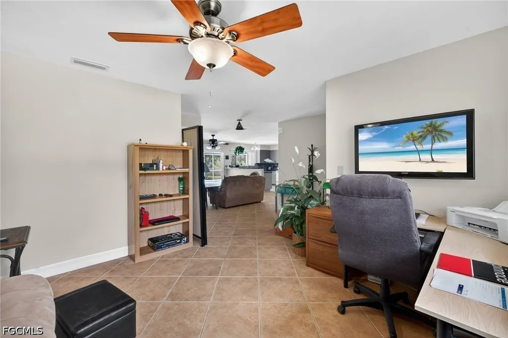 1705 NE 7th Street Cape Coral FL 33909