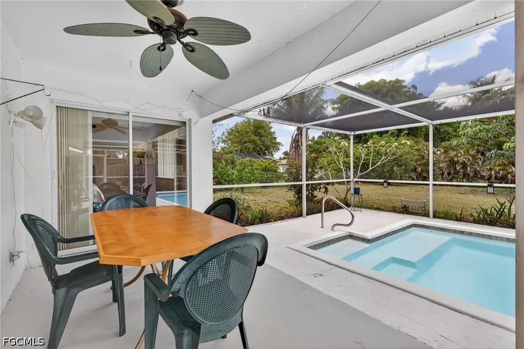 1705 NE 7th Street Cape Coral FL 33909
