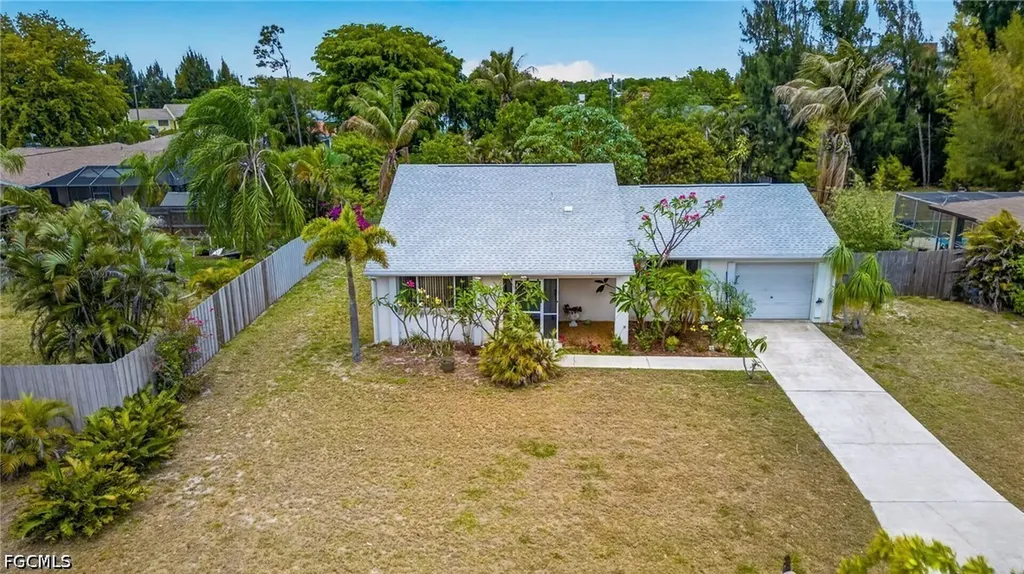 1705 NE 7th Street Cape Coral FL 33909
