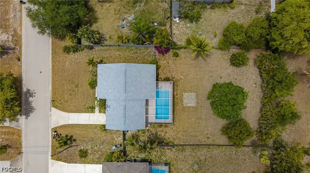 1705 NE 7th Street Cape Coral FL 33909