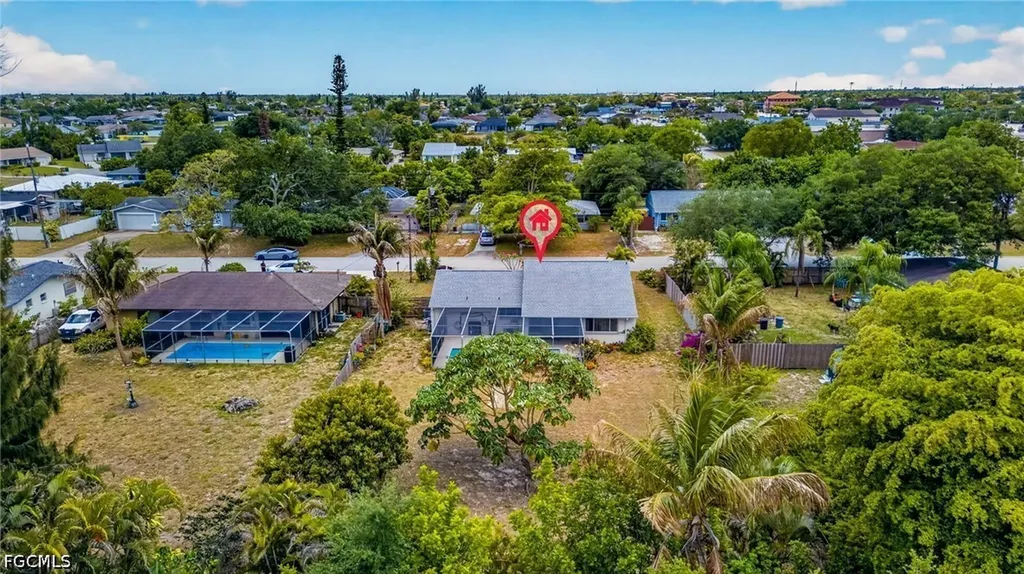 1705 NE 7th Street Cape Coral FL 33909